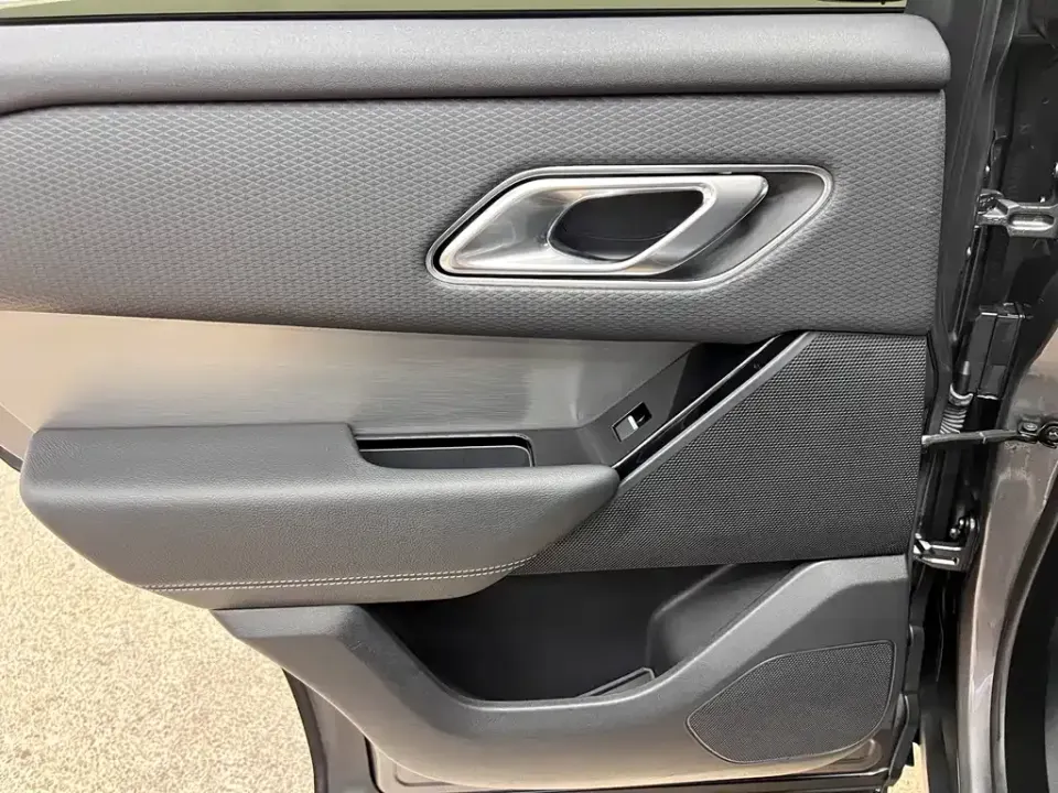 Land Rover Velar