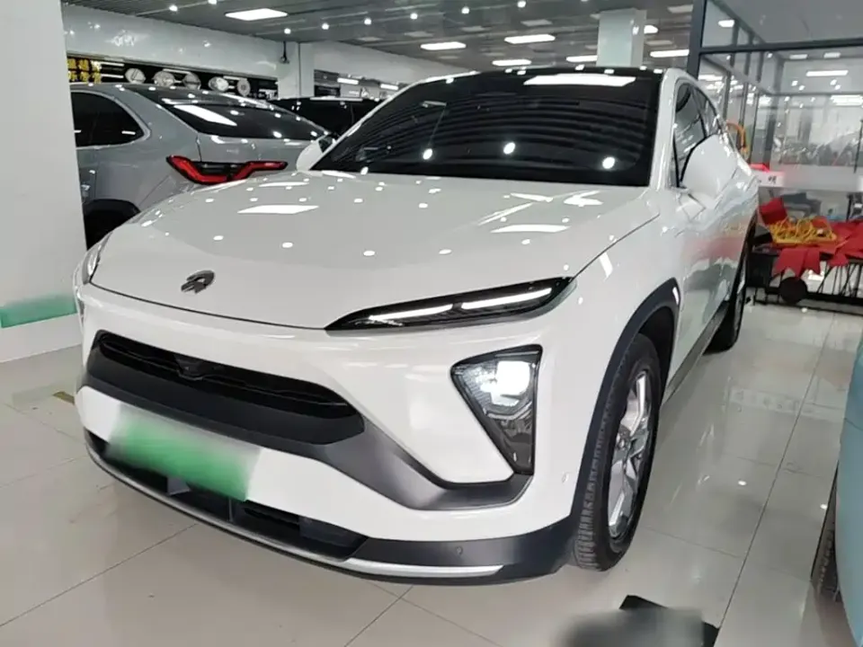 Nio EC6