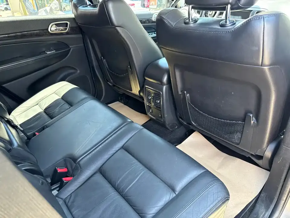 Jeep Grand Cherokee (Import)