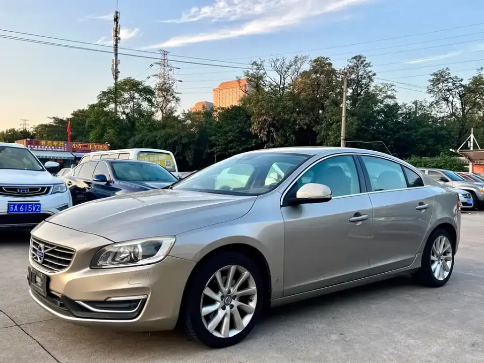 Volvo S60