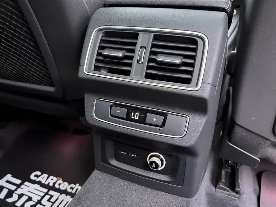 Audi Q5L Sportback