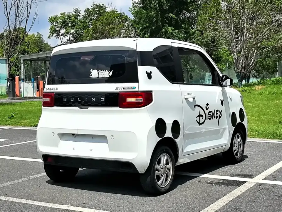 Wuling MINIEV