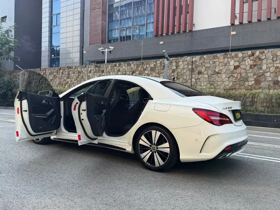 Mercedes-Benz CLA (Import)