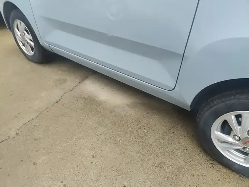 Wuling MINIEV