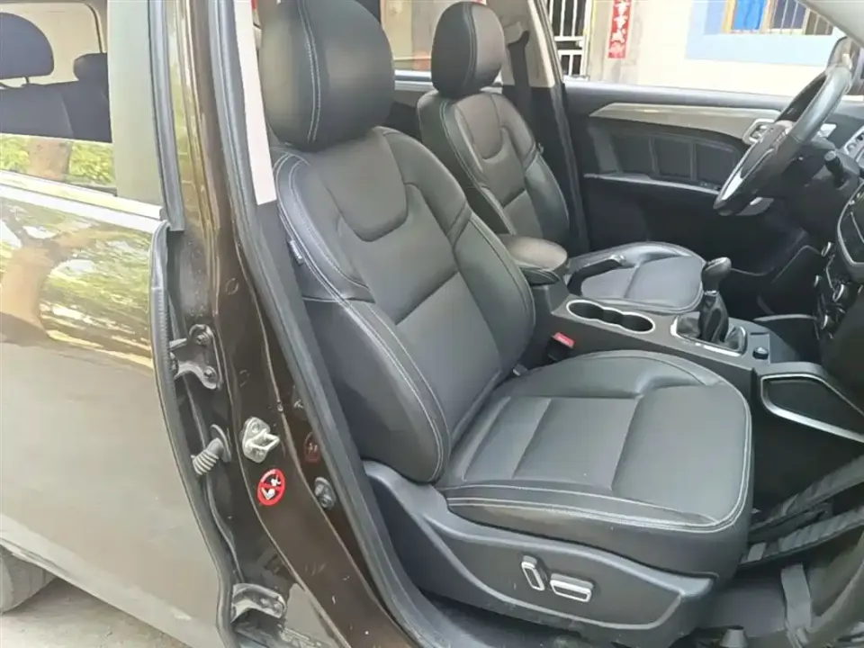 Geely Vision X6