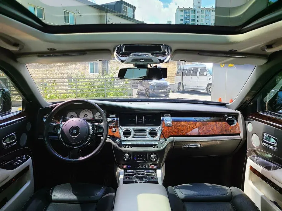 Rolls-Royce Ghost