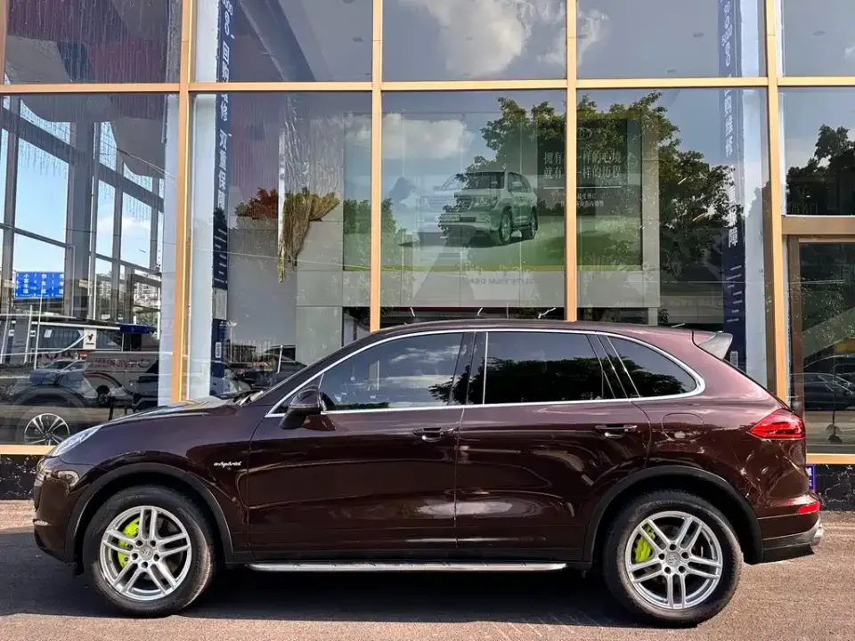 Porsche Cayenne Hybrid