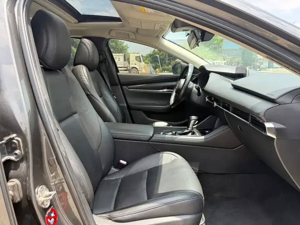 Mazda 3 Axela