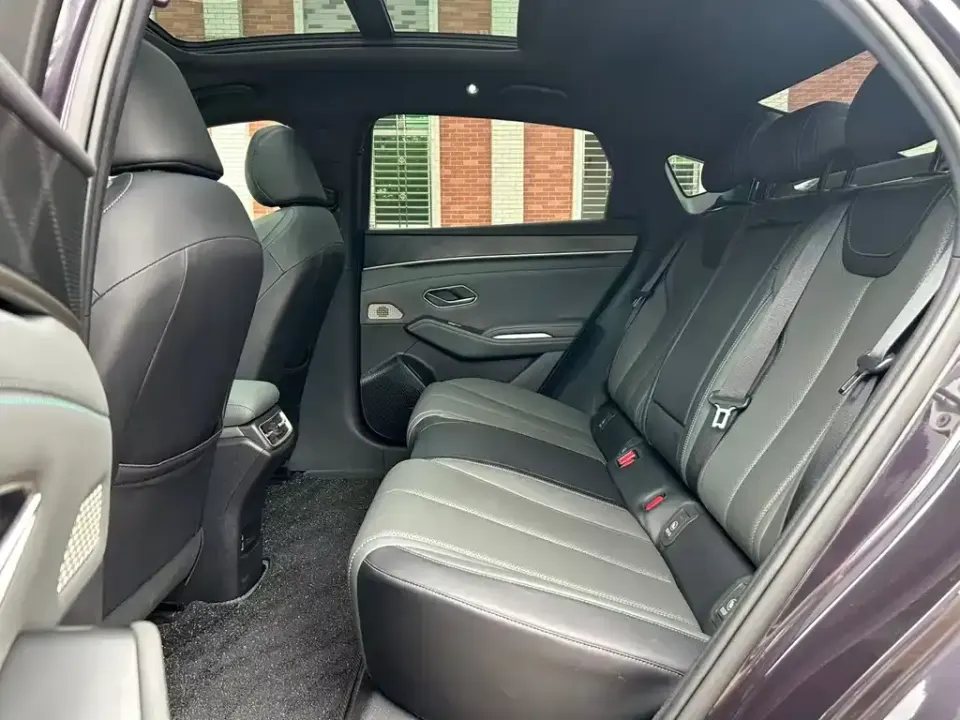 BYD Qin L