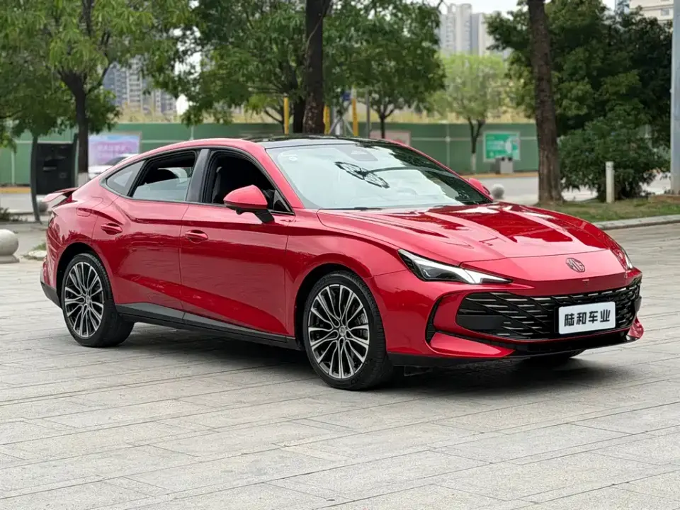 MG MG7