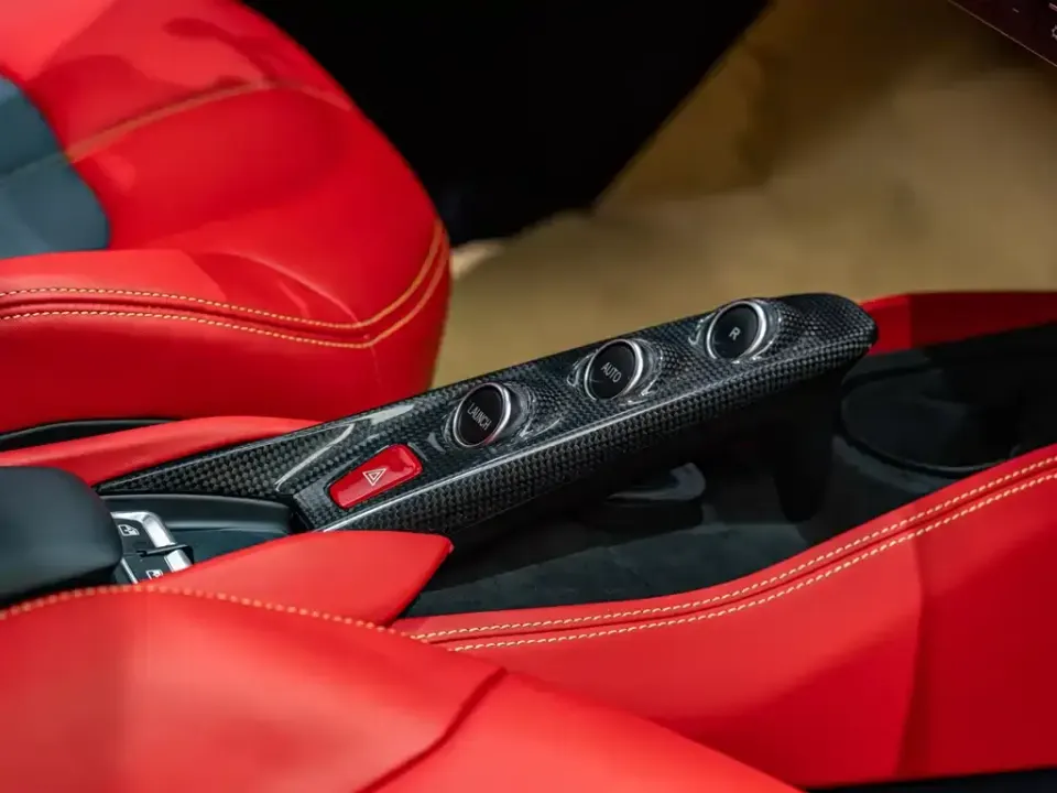 Ferrari F8