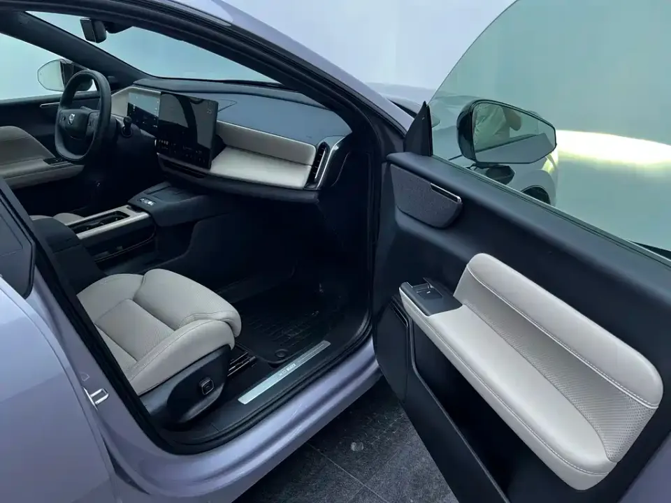 Volvo XC70 PHEV