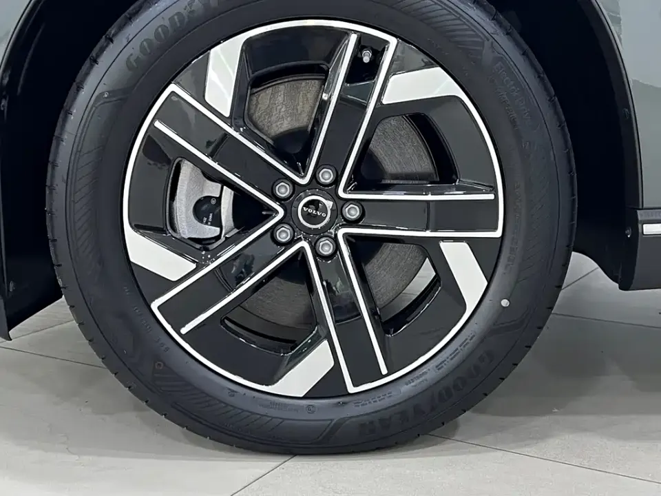 Volvo XC70 PHEV