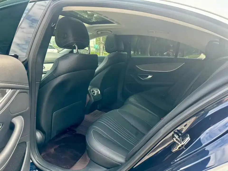 Mercedes-Benz CLS