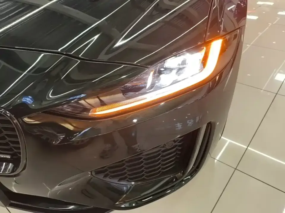 Jaguar XEL