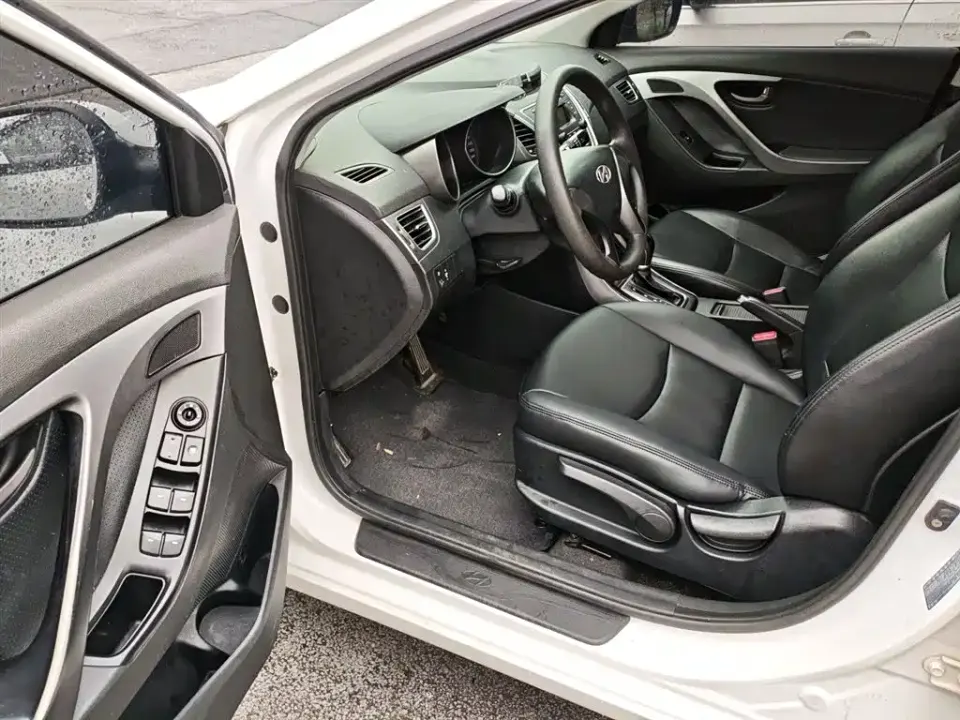 Hyundai Elantra Langdong