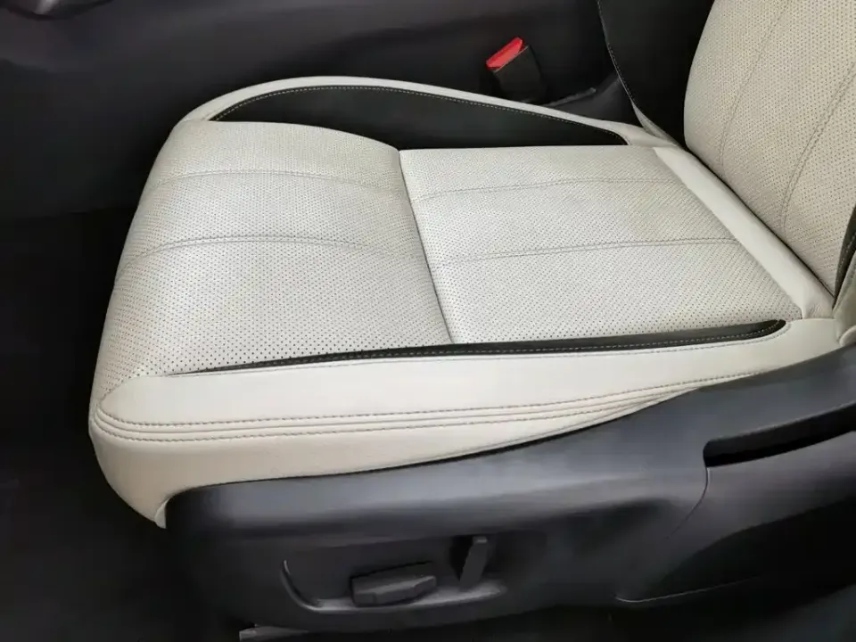 Land Rover Velar