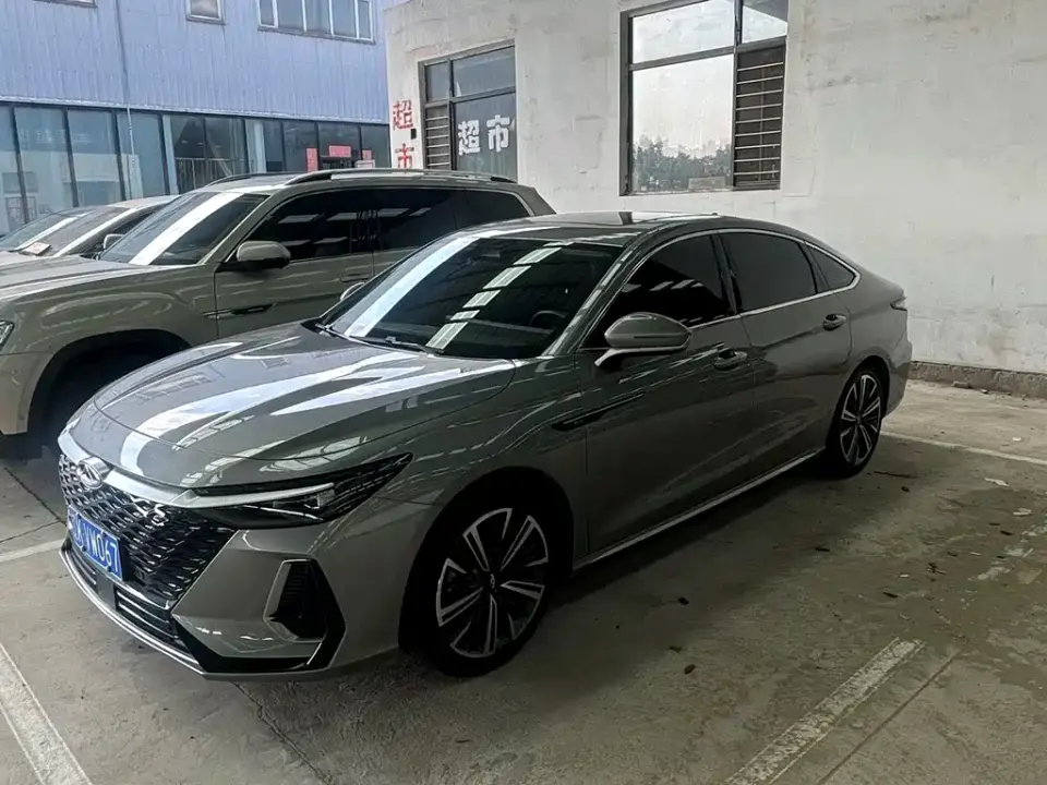 Chery Arrizo 8