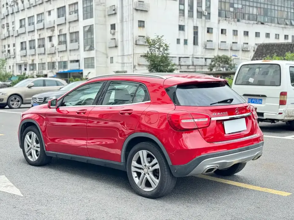 Mercedes-Benz GLA (Import)