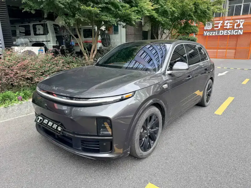 Li Li L7