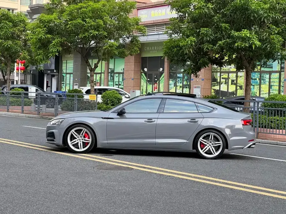 Audi A5 (Import)