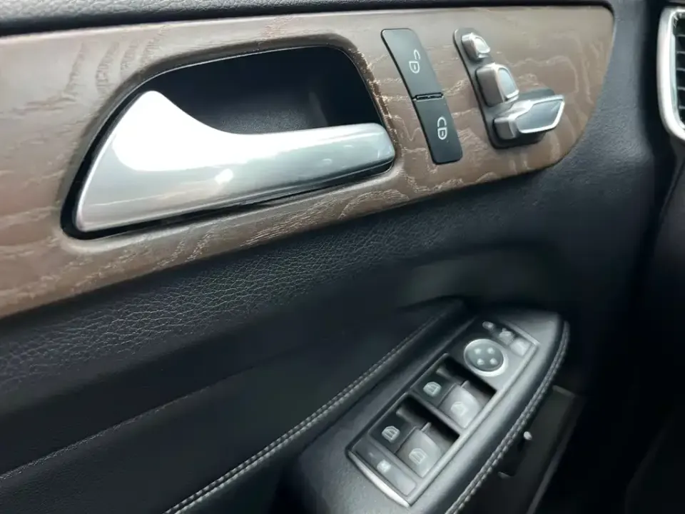 Mercedes-Benz GLE (Import)