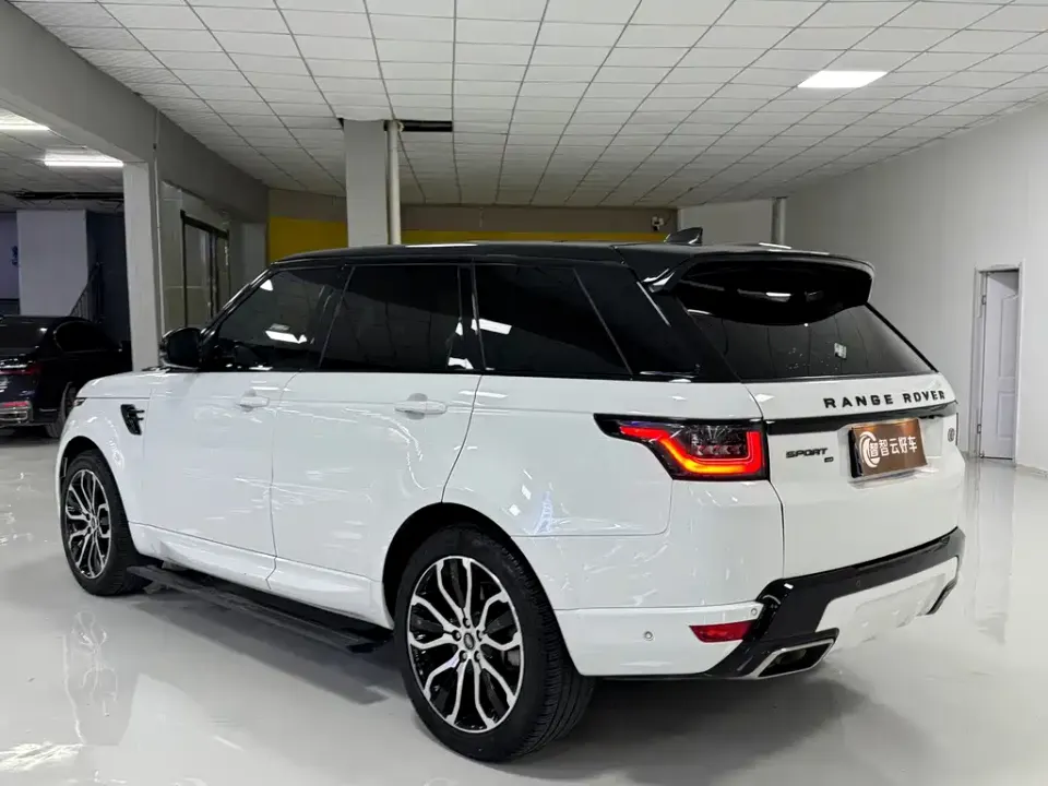 Land Rover Sport