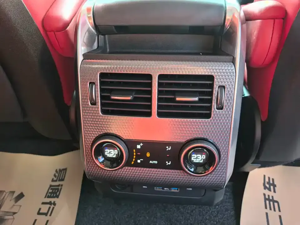 Land Rover Sport
