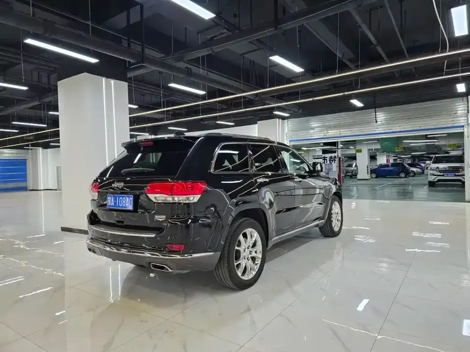 Jeep Grand Cherokee (Import)
