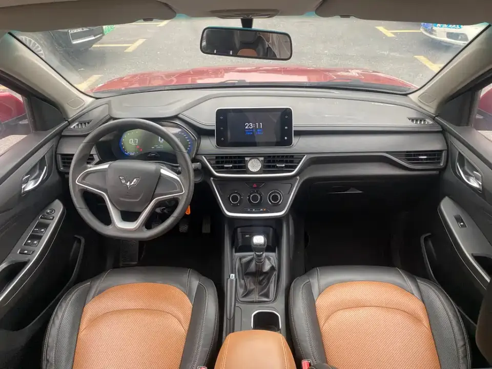 Wuling Hongguang S3