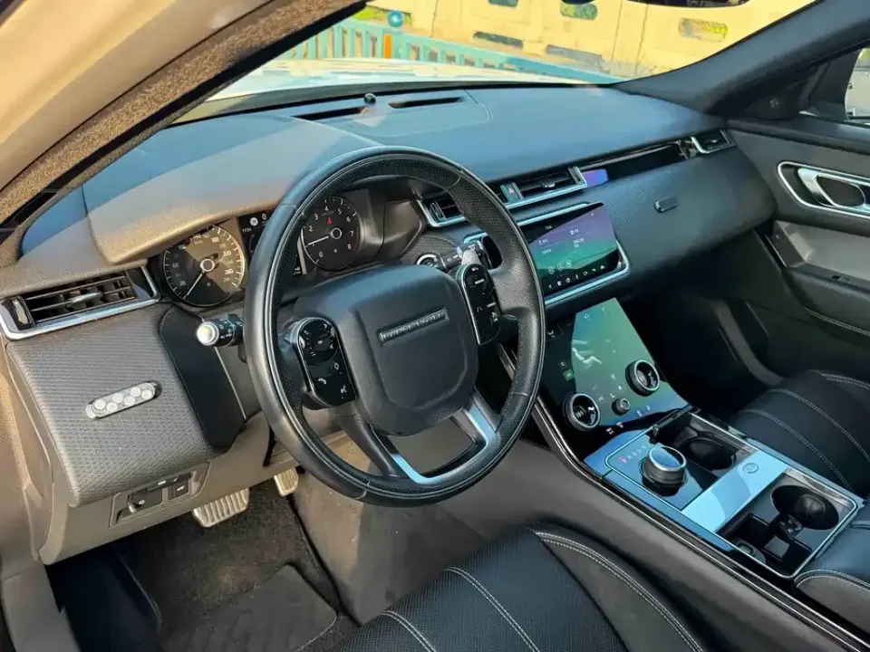 Land Rover Velar