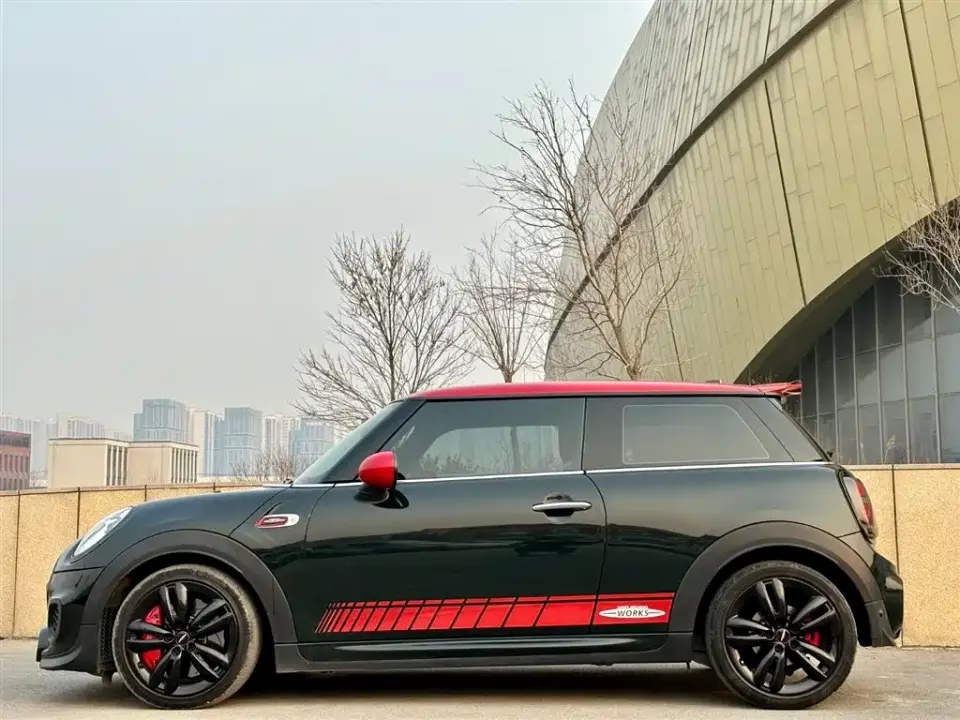 MINI Mini JCW