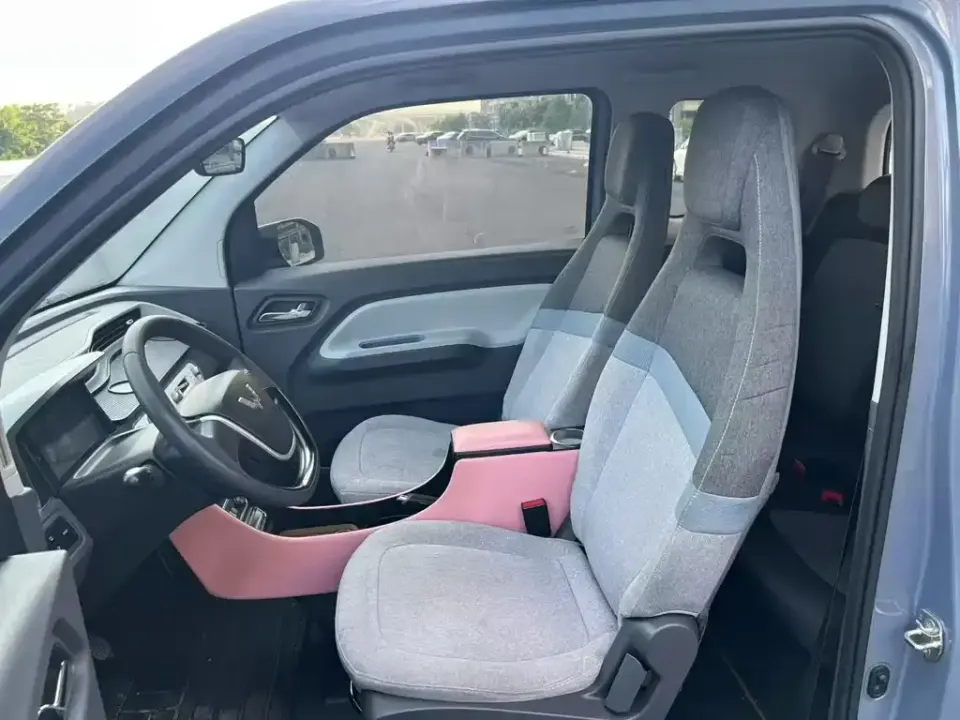 Wuling MINIEV
