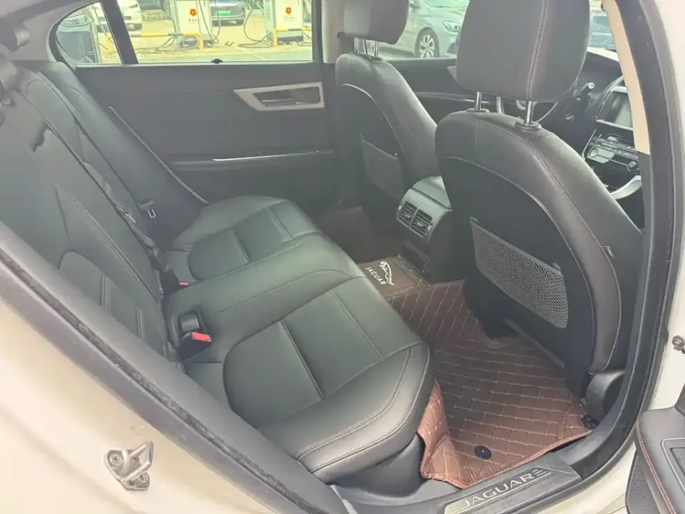 Jaguar XEL