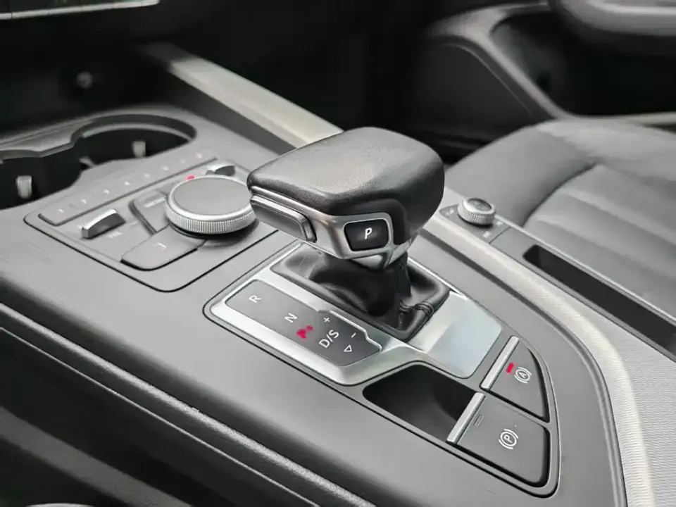 Audi A5 (Import)