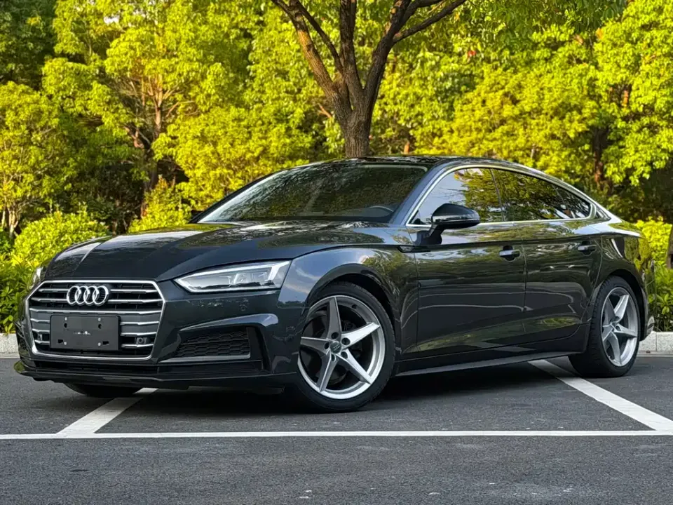 Audi A5 (Import)
