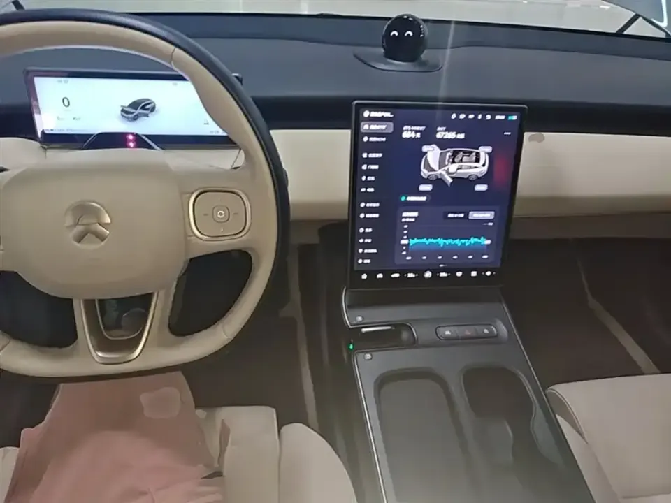 Nio ET5T