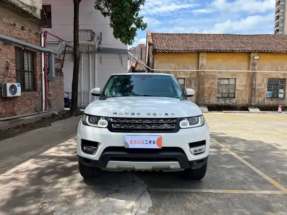 Land Rover Sport
