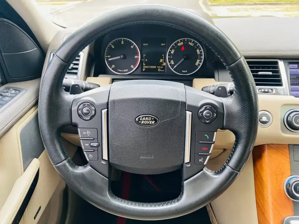 Land Rover Sport