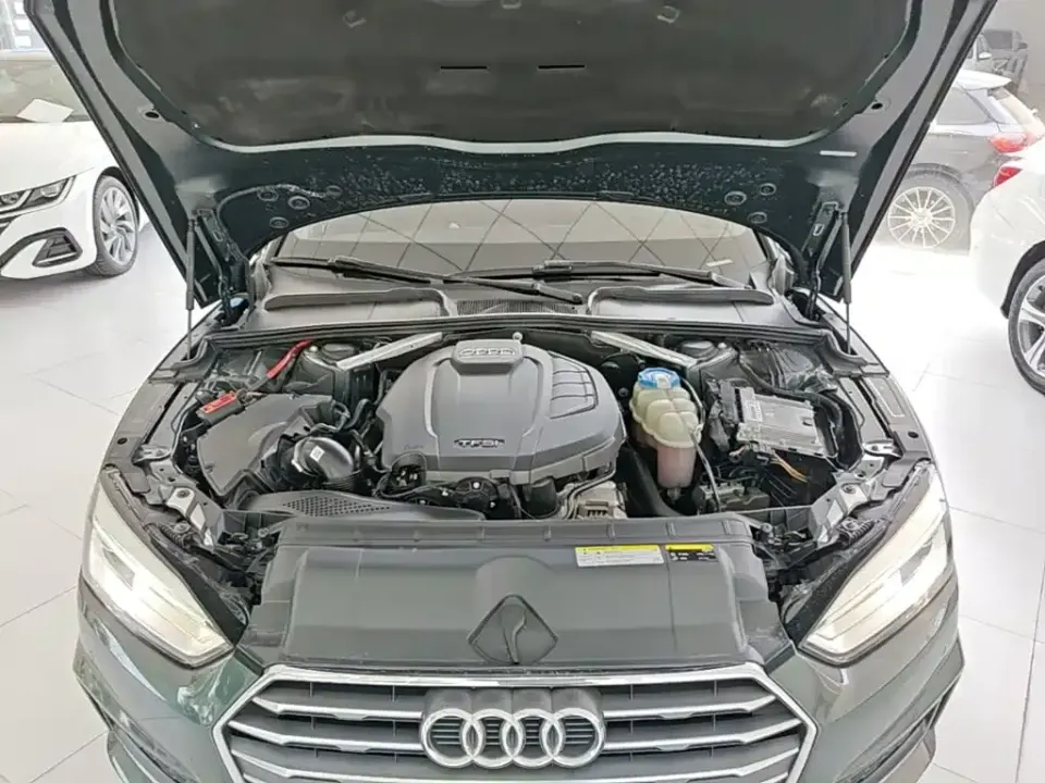 Audi A5 (Import)