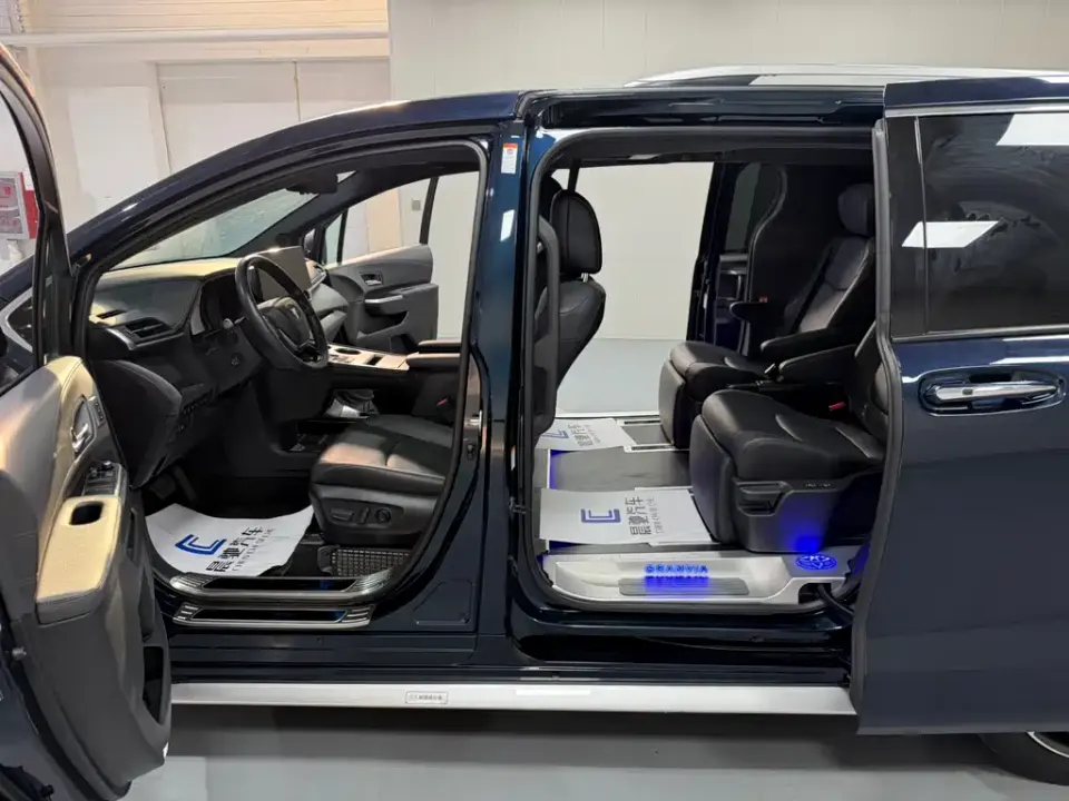 Toyota Granvia