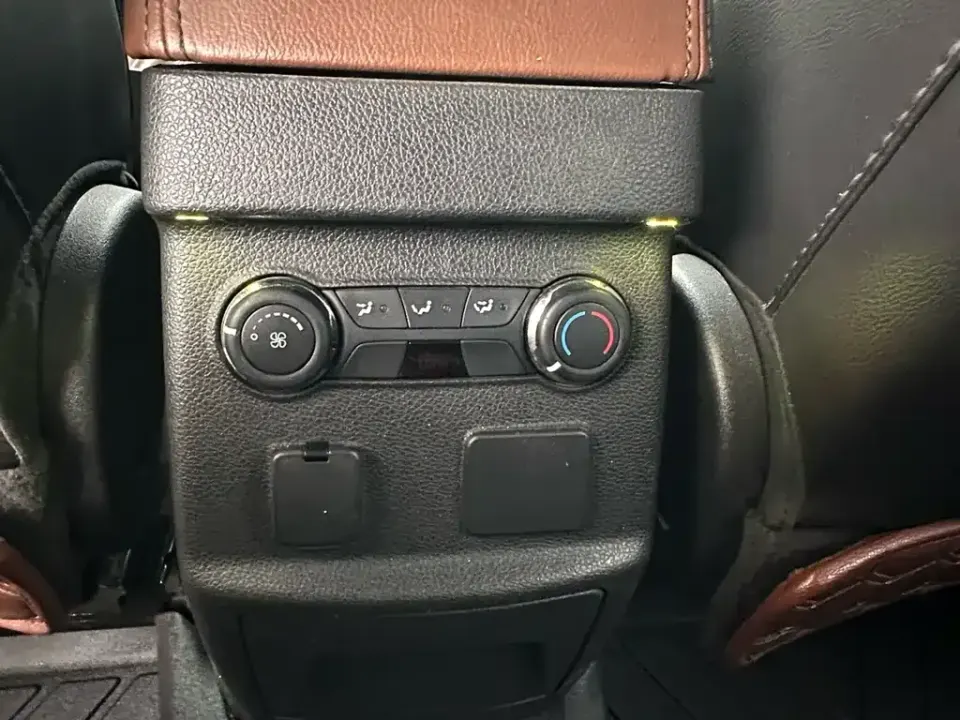 Ford Explorer (Import)