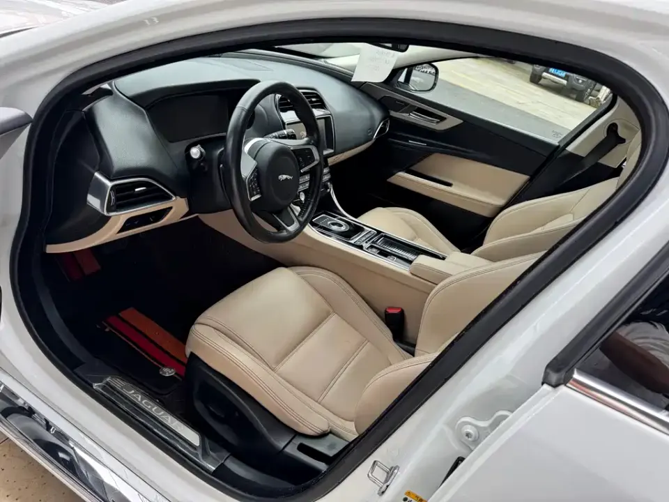 Jaguar XEL