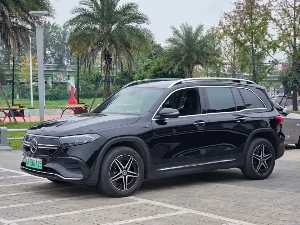Mercedes-Benz EQB