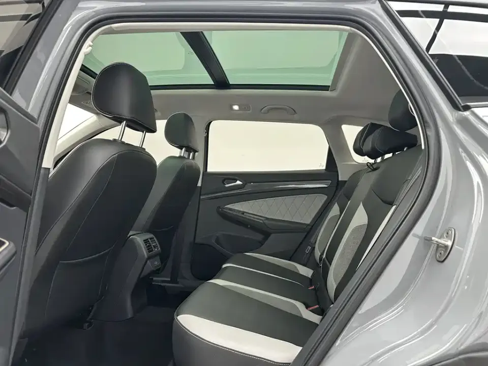 Jetta VS7