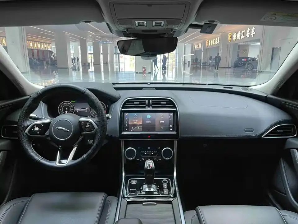Jaguar XEL