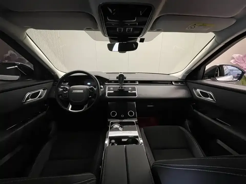 Land Rover Velar
