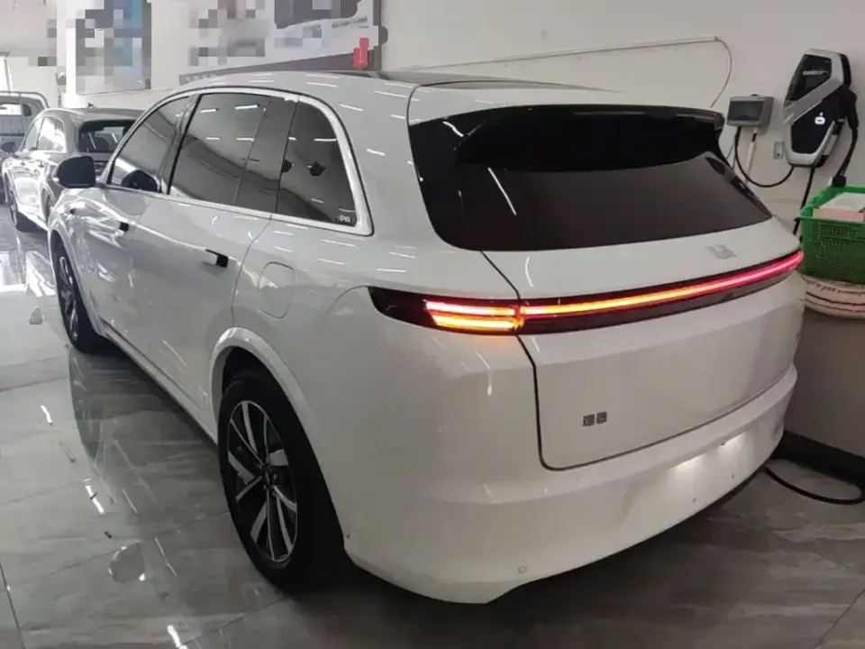 Li Li L7