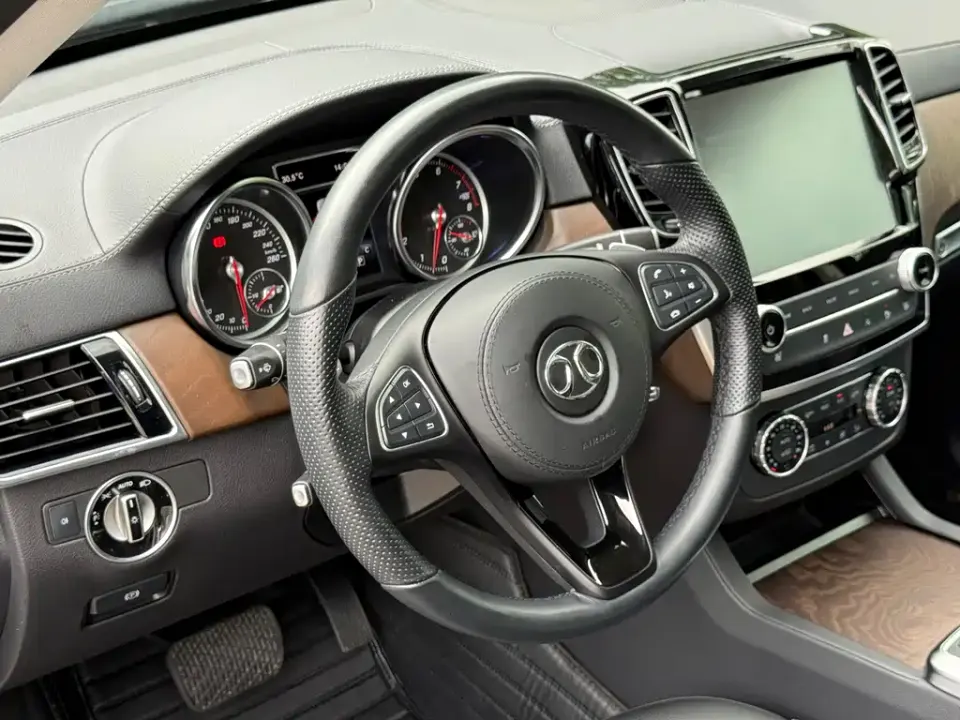 Beijing Off-Road BJ90