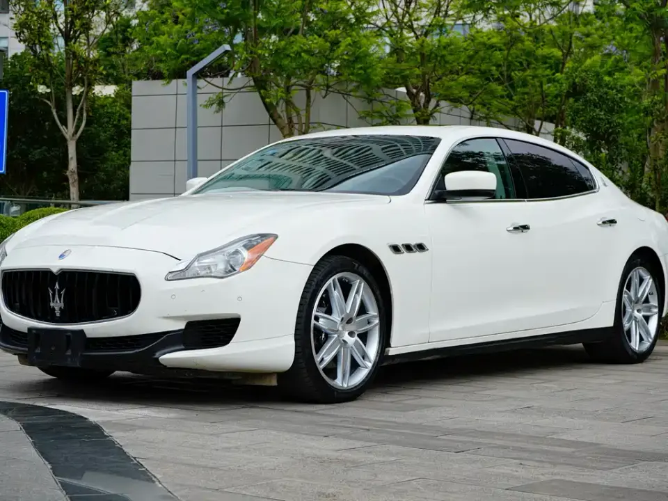 Maserati Quattroporte